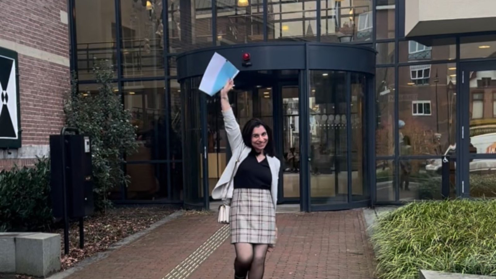 How to Find a Job in the Netherlands as an Expat: What Worked for Me on LinkedIn